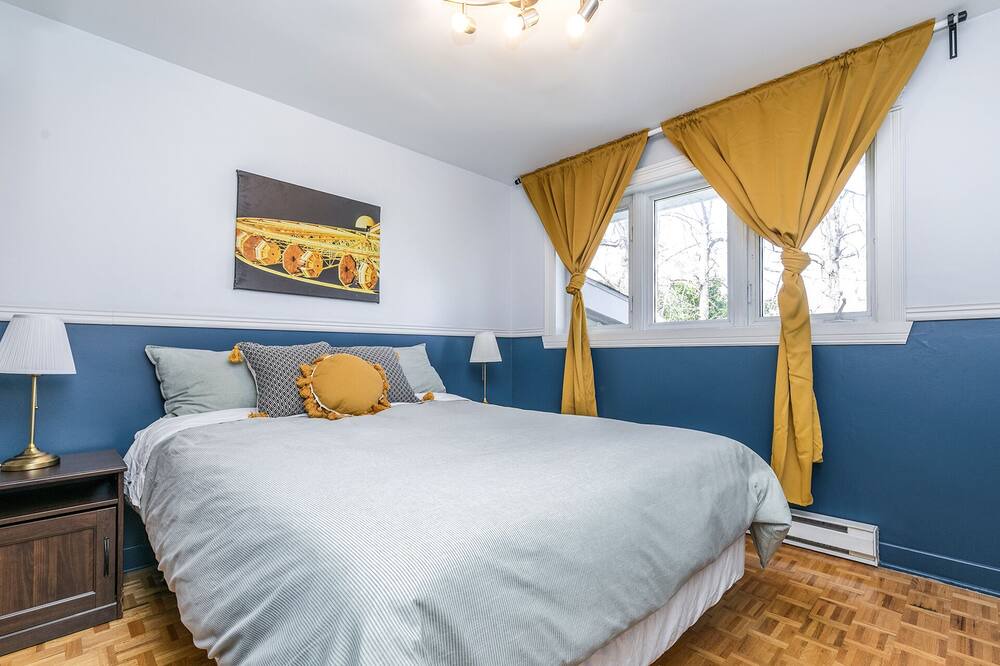 Photo of Bedroom in Brossard