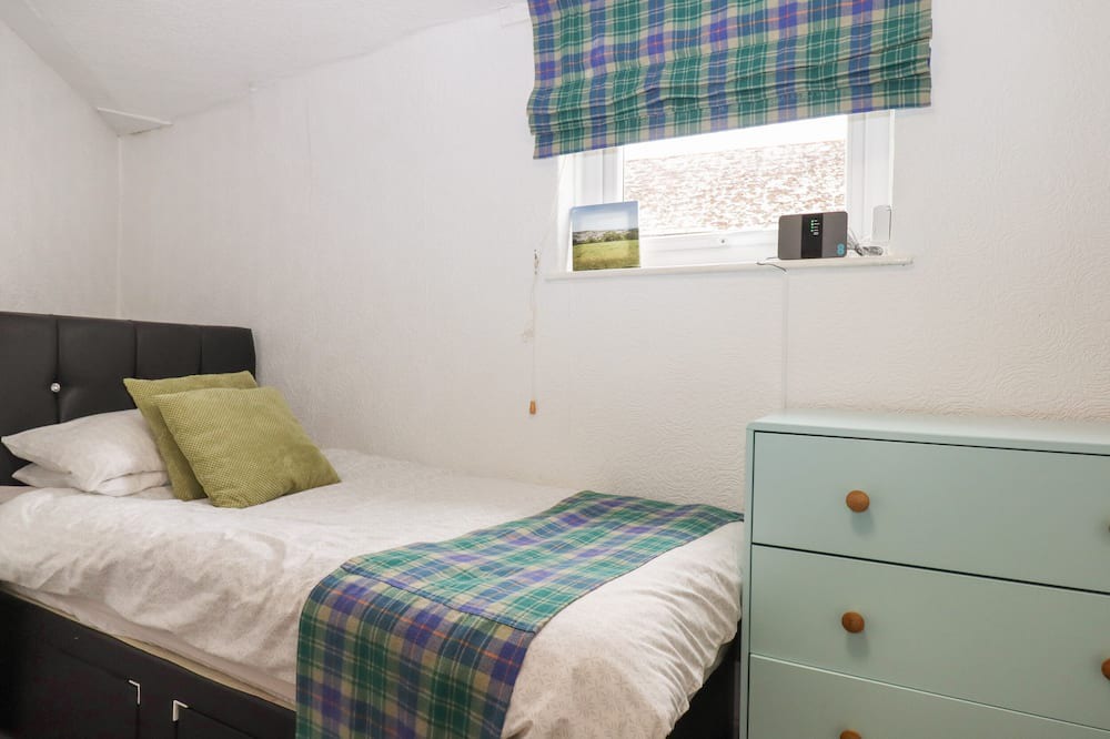 Photo of Bedroom in Stokeinteignhead