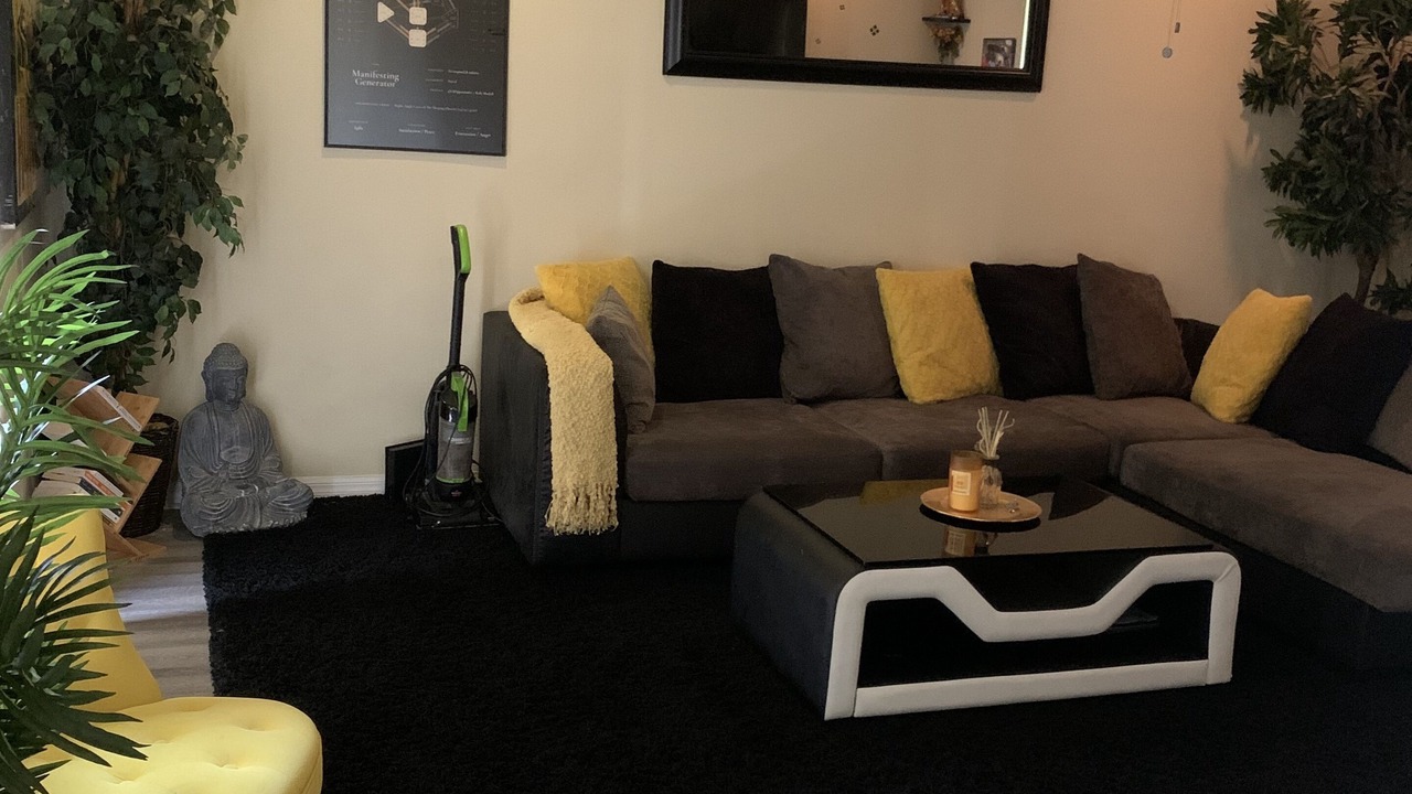 Photo of Livingroom in County Line Coalition