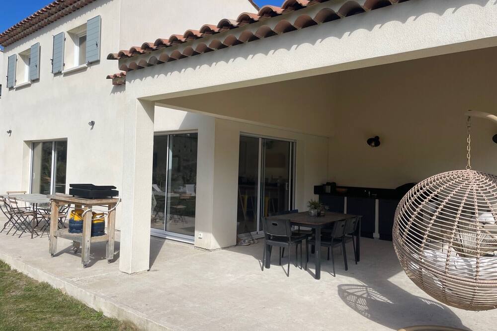 Photo of Outdoor in Bouc-Bel-Air