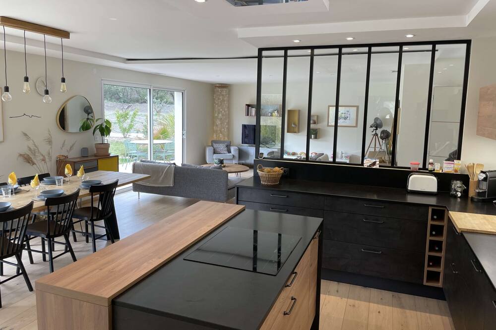 Photo of Kitchen in Bouc-Bel-Air