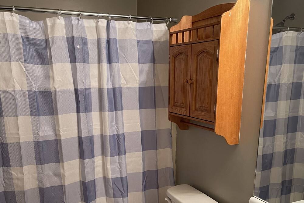 Photo of Bathroom in Hinesville