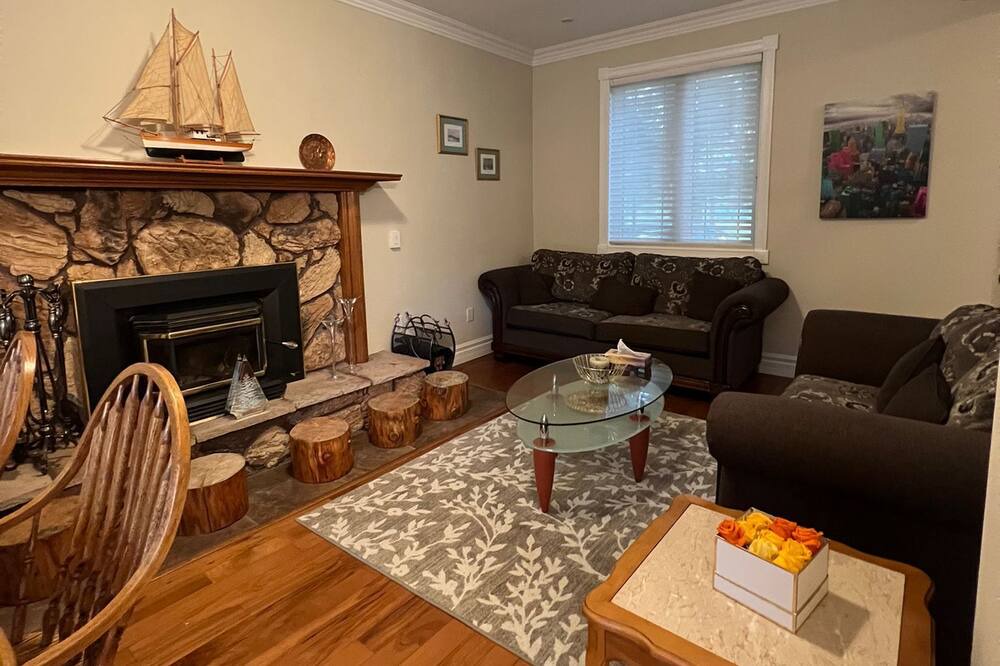 Photo of Livingroom in Sharon