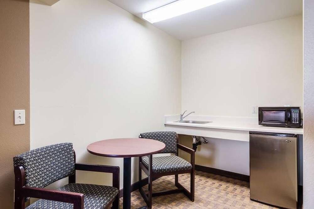 Photo of Others in Aberdeen