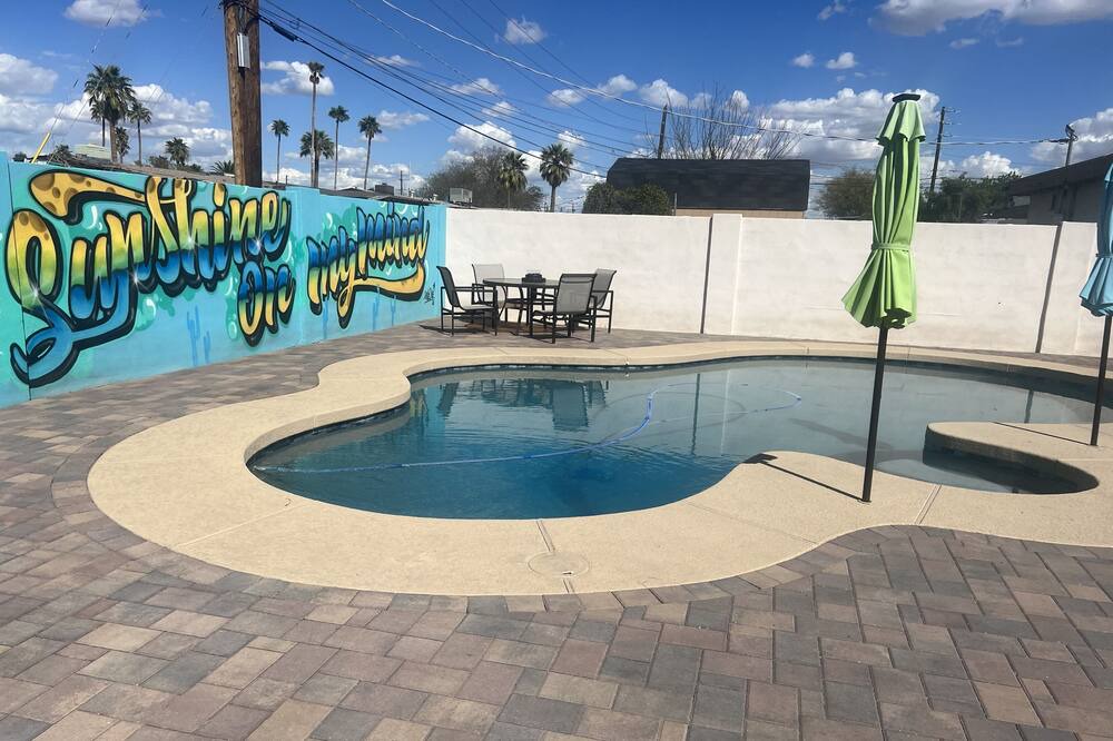 Photo of Outdoor in Maryvale