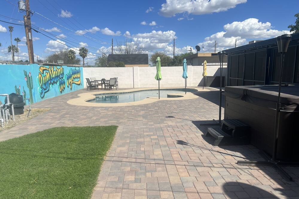 Photo of Outdoor in Maryvale