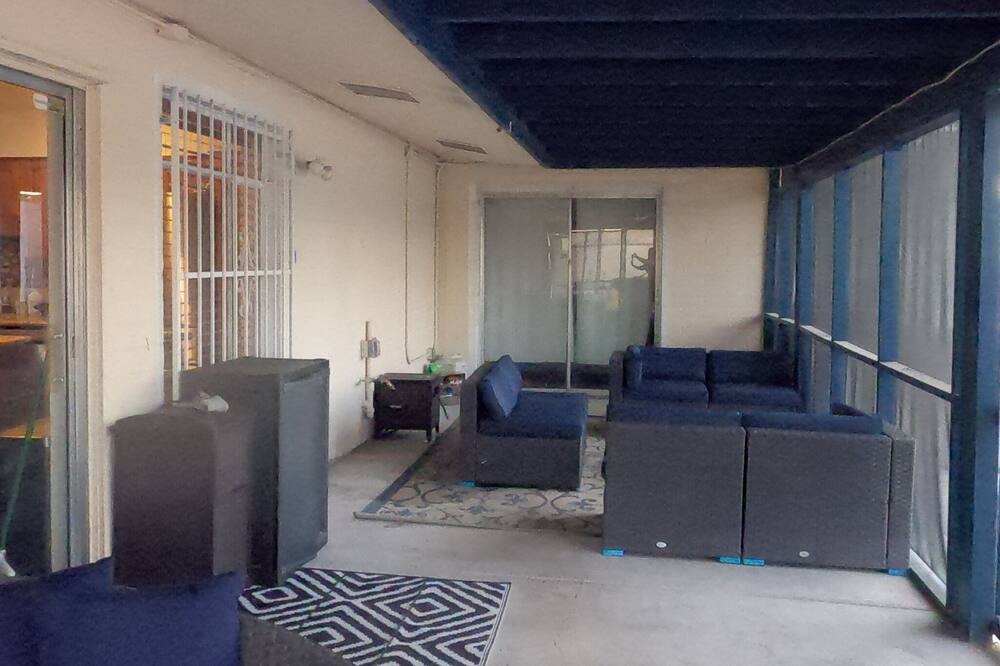 Photo of Patio Balcony in Maryvale