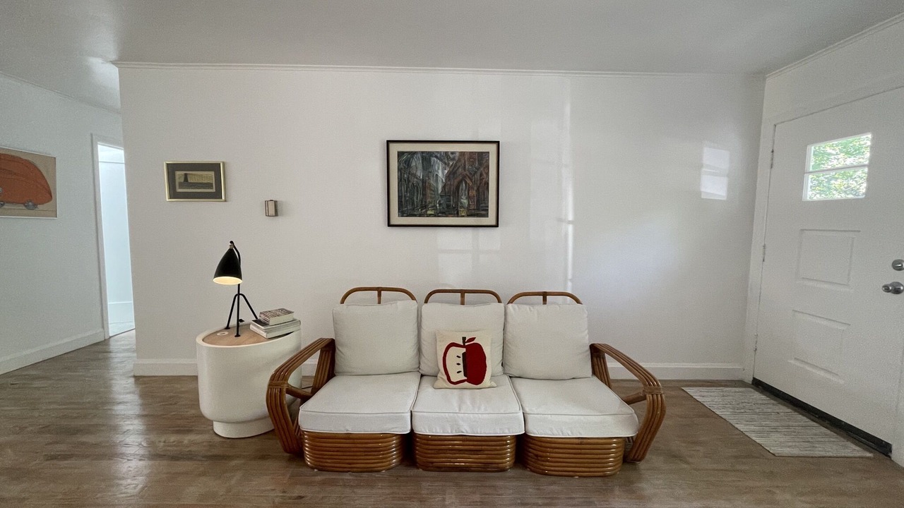 Photo of Livingroom in Brookhaven