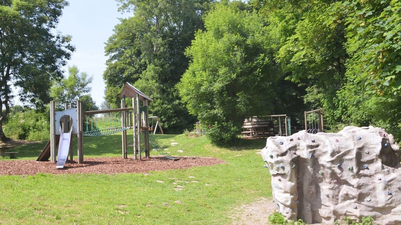 Photo of Others in Oakfordbridge