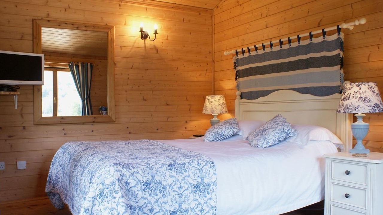 Photo of Others in Oakfordbridge