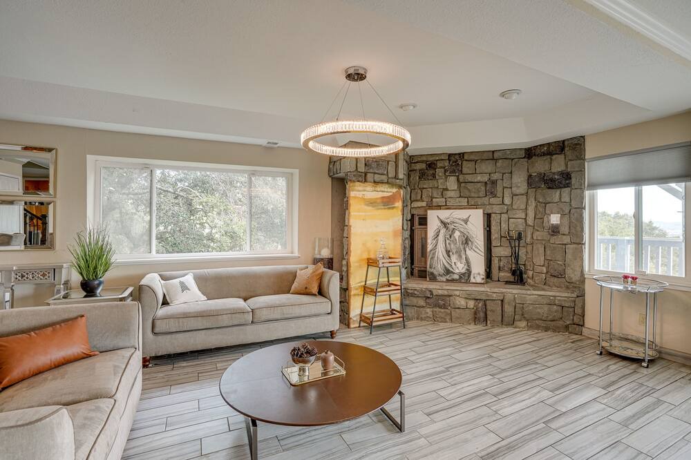 Photo of Livingroom in Pleasanton