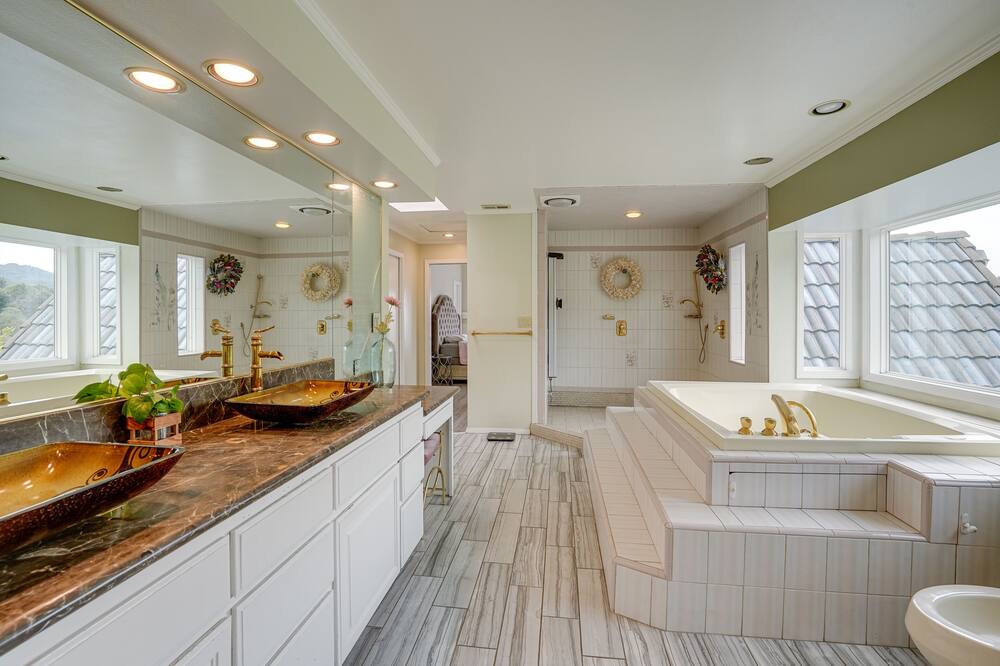 Photo of Bathroom in Pleasanton