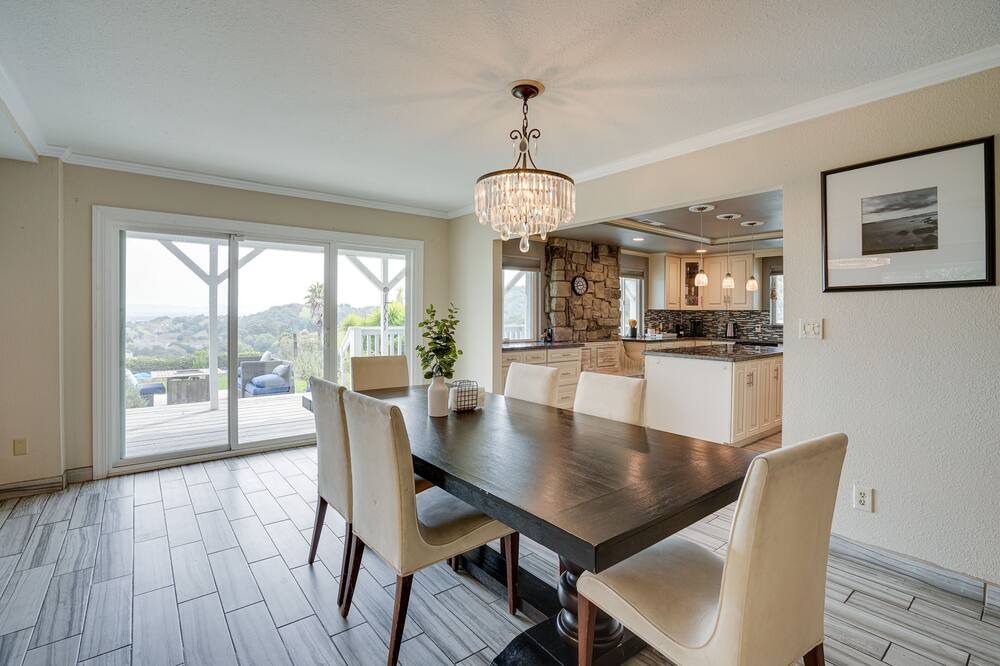 Photo of Livingroom in Pleasanton