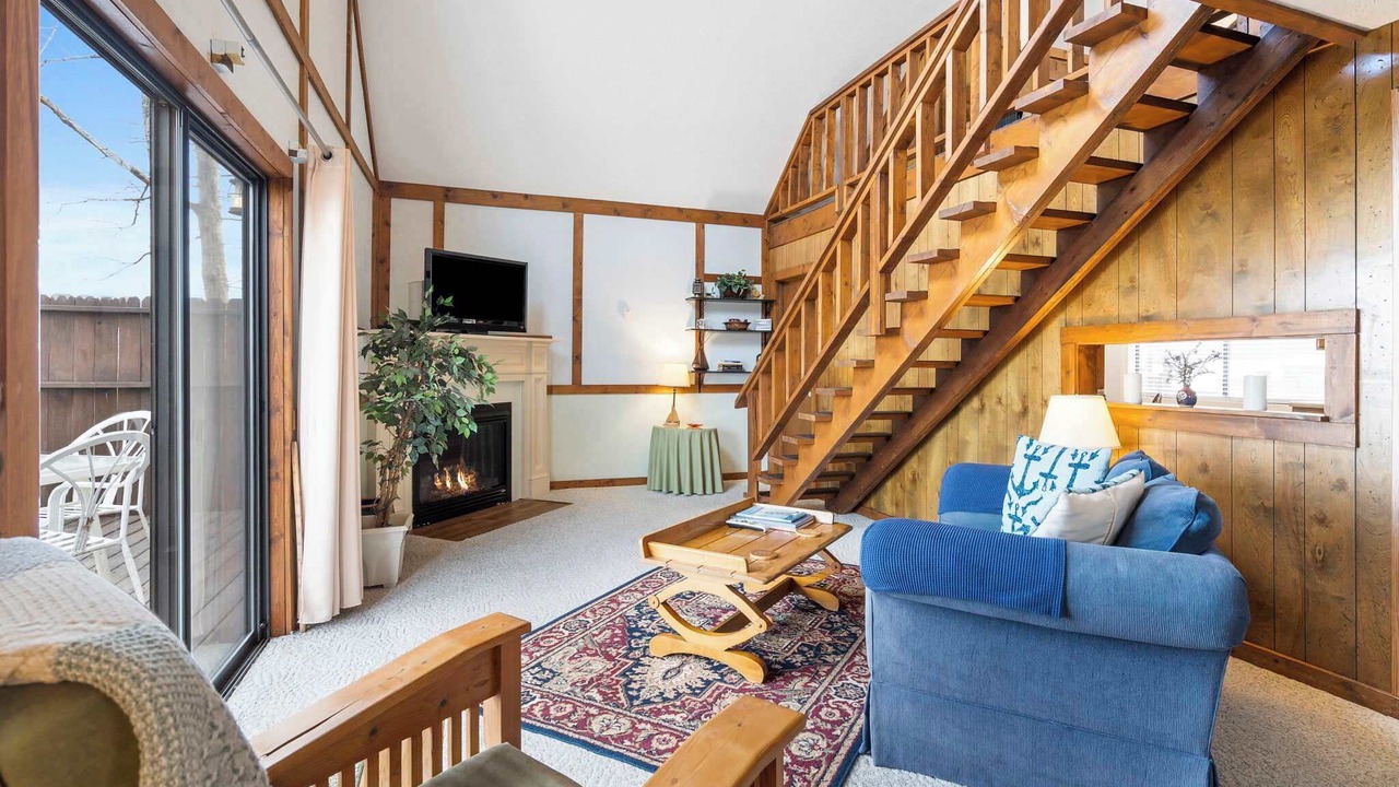 Photo of Livingroom in Branson West