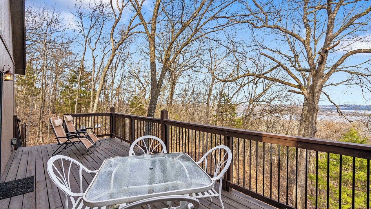 Photo of Livingroom in Branson West