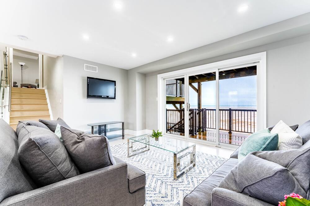 Photo of Livingroom in Winona
