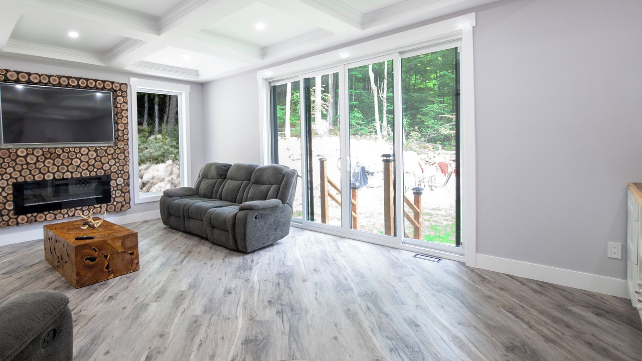 Photo of Livingroom in Colpoys Bay