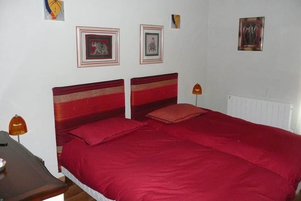 Photo of Bedroom in Moyrazes