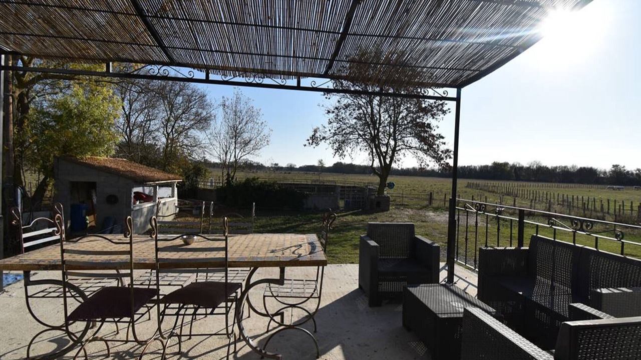 Photo of Outdoor in Le Cailar