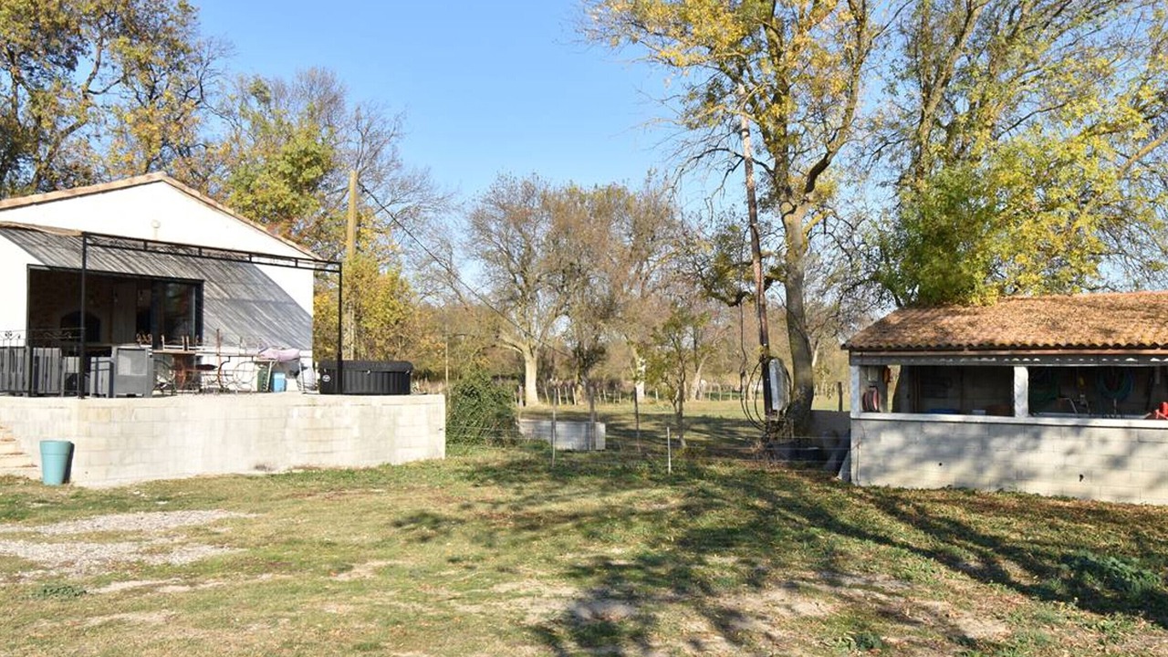 Photo of Outdoor in Le Cailar