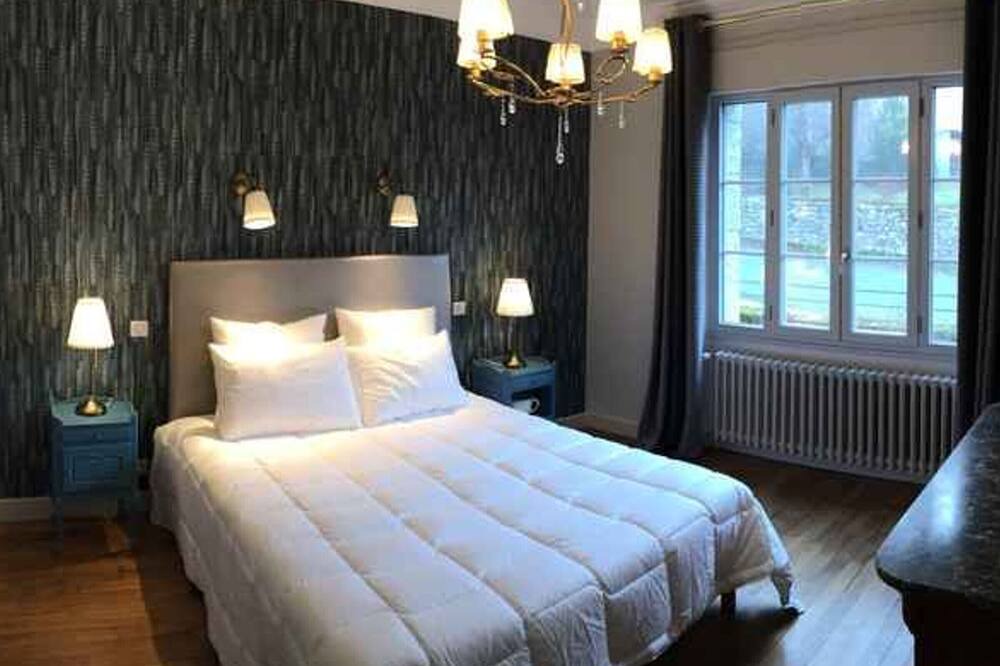 Photo of Bedroom in Entraygues-sur-Truyere