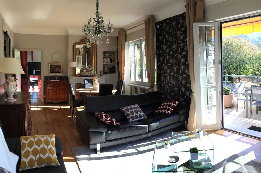 Photo of Livingroom in Entraygues-sur-Truyere