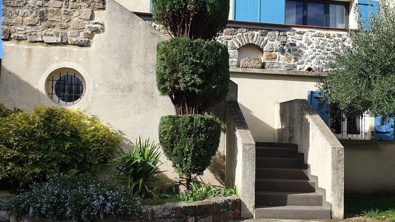 Photo of Outdoor in Les Mages