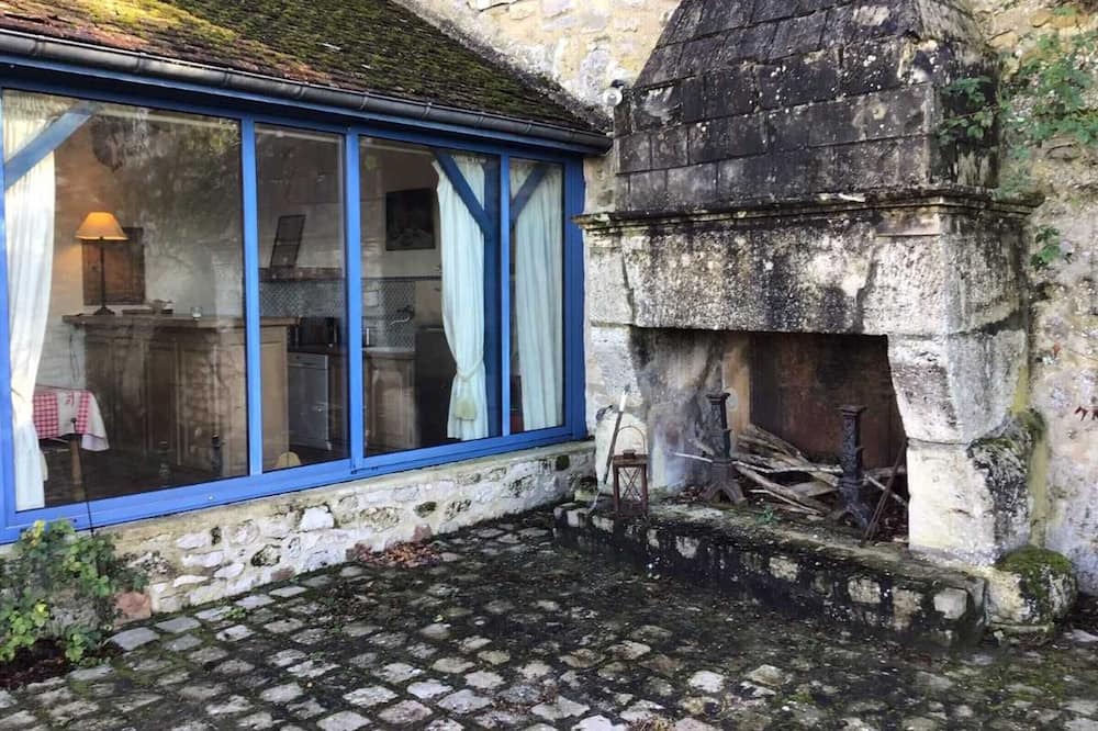 Photo of Outdoor in Villaines-la-Carelle