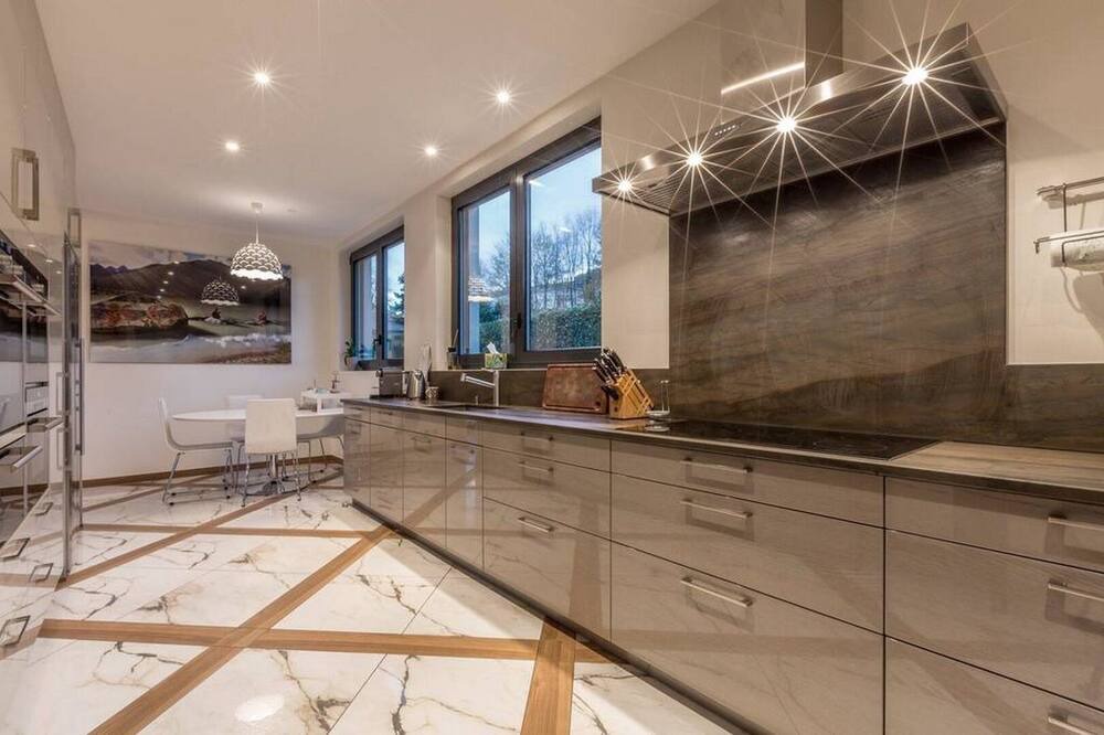 Photo of Kitchen in Cologny