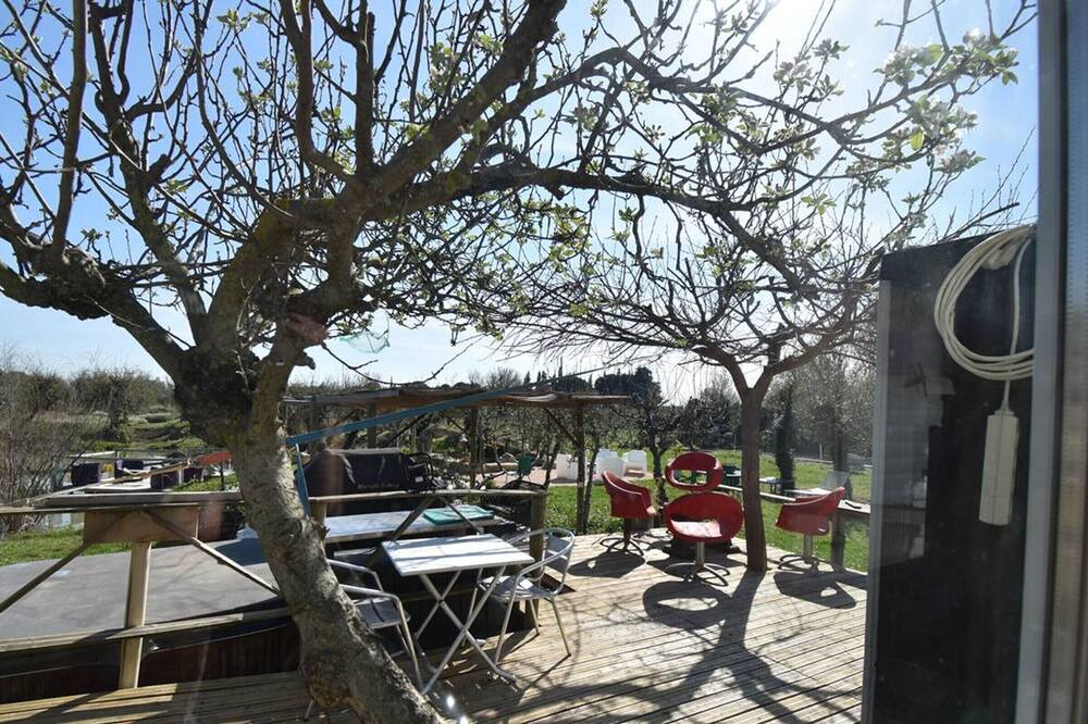 Photo of Outdoor in Le Cailar