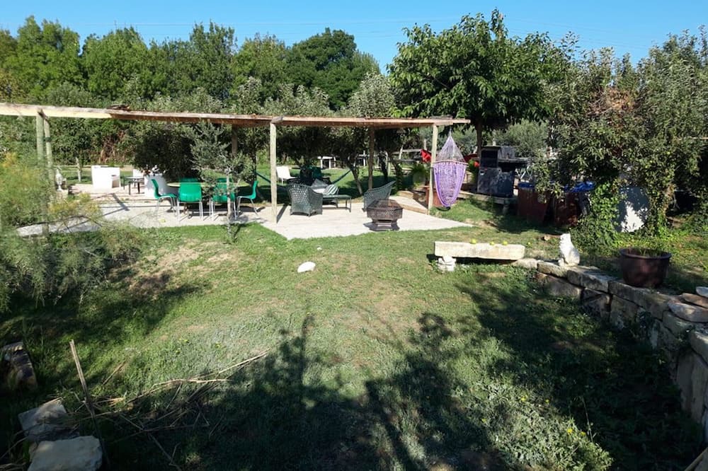 Photo of Outdoor in Le Cailar