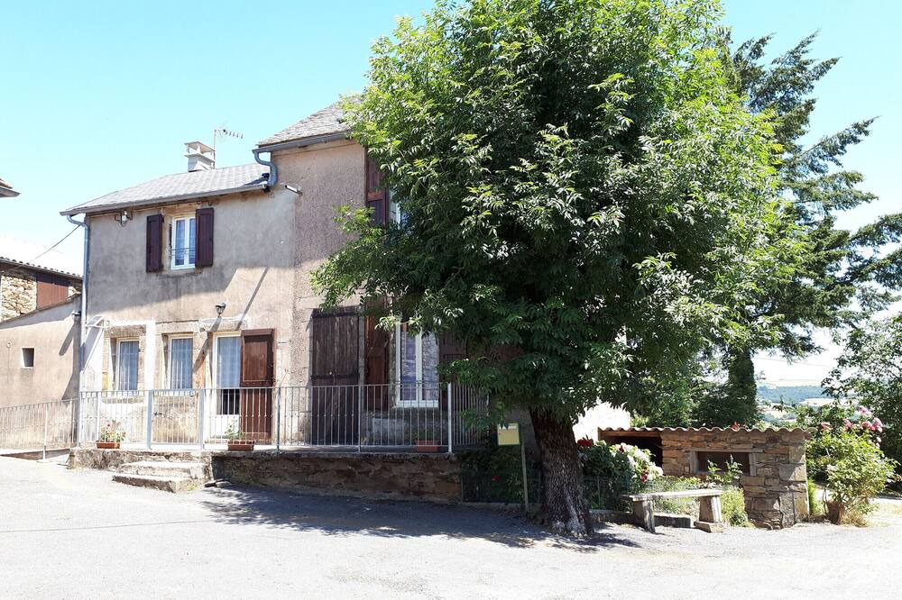 Photo of Outdoor in Montclar