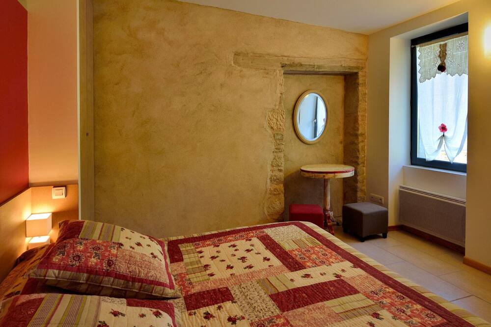 Photo of Bedroom in Roussennac
