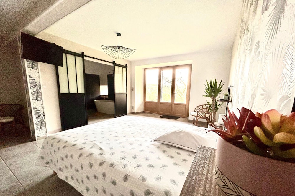 Photo of Bedroom in Saint-Vert