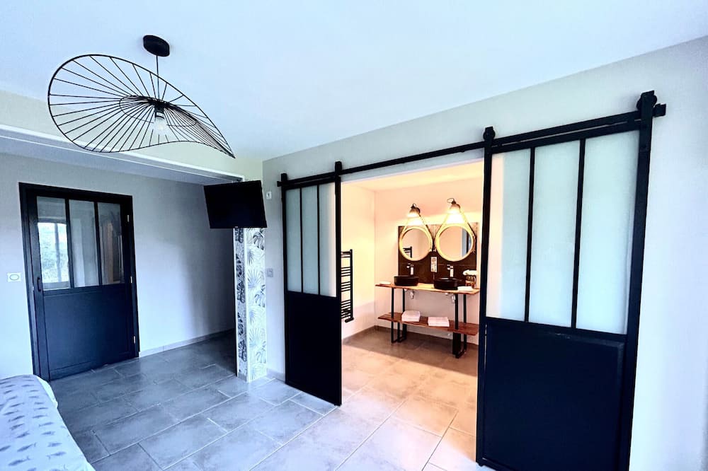 Photo of Others in Saint-Vert