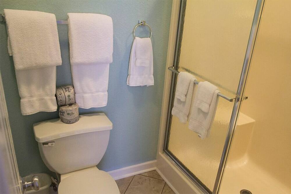 Photo of Bathroom in Surfside Beach