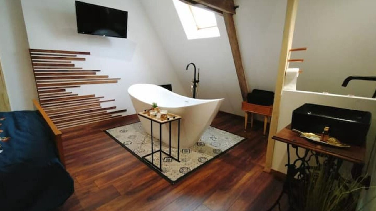 Photo of Others in Lagrange