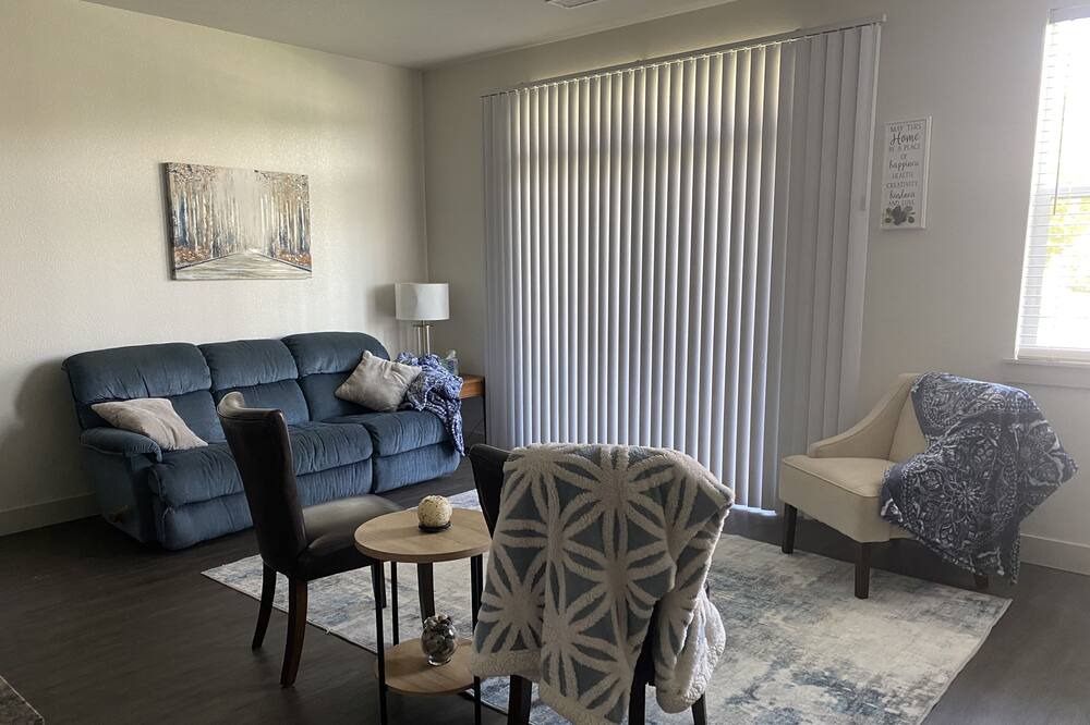 Photo of Livingroom in Evans