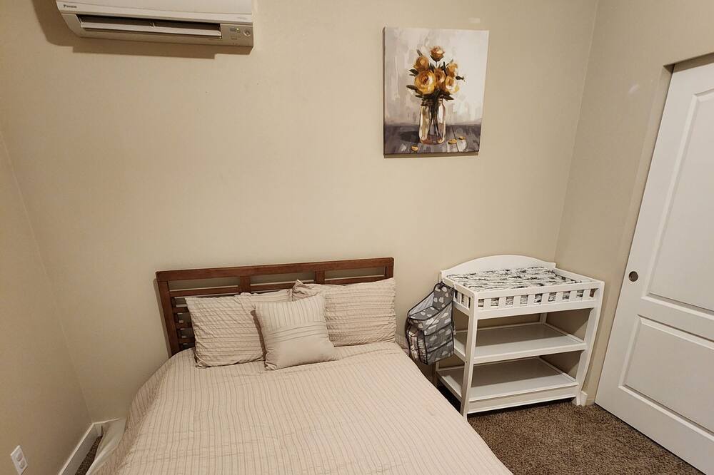 Photo of Bedroom in McKenna