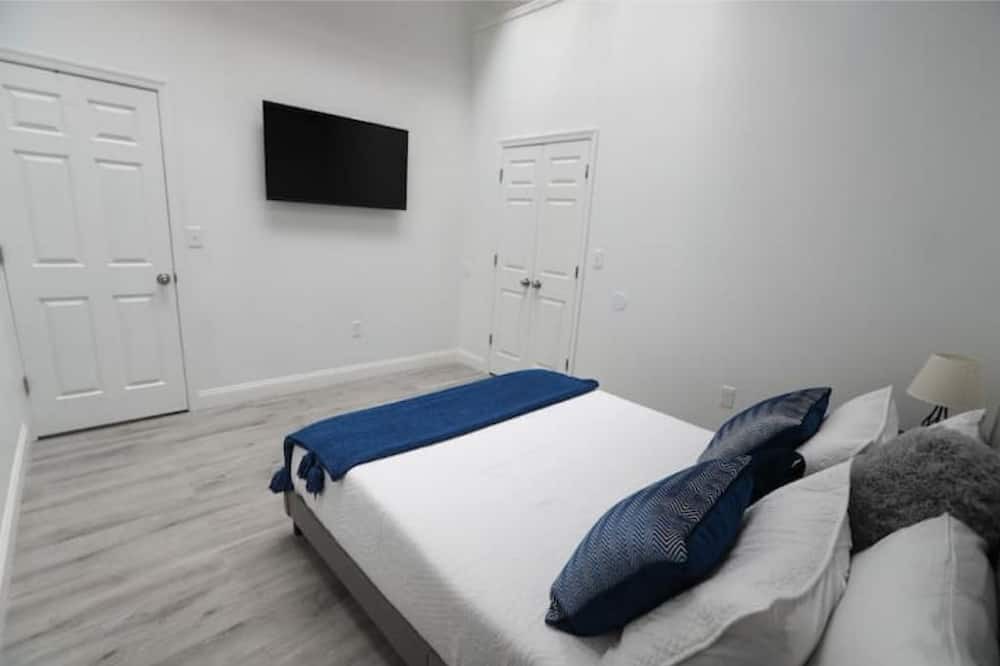 Photo of Bedroom in Downtown Historic District