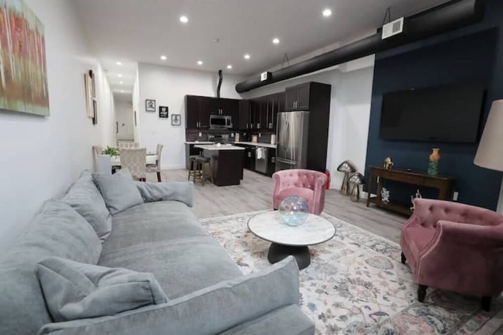 Photo of Livingroom in Downtown Historic District