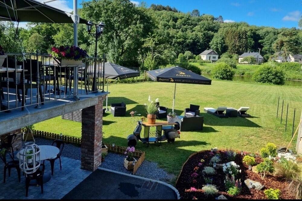 Photo of Outdoor in Les Hautes-Rivieres