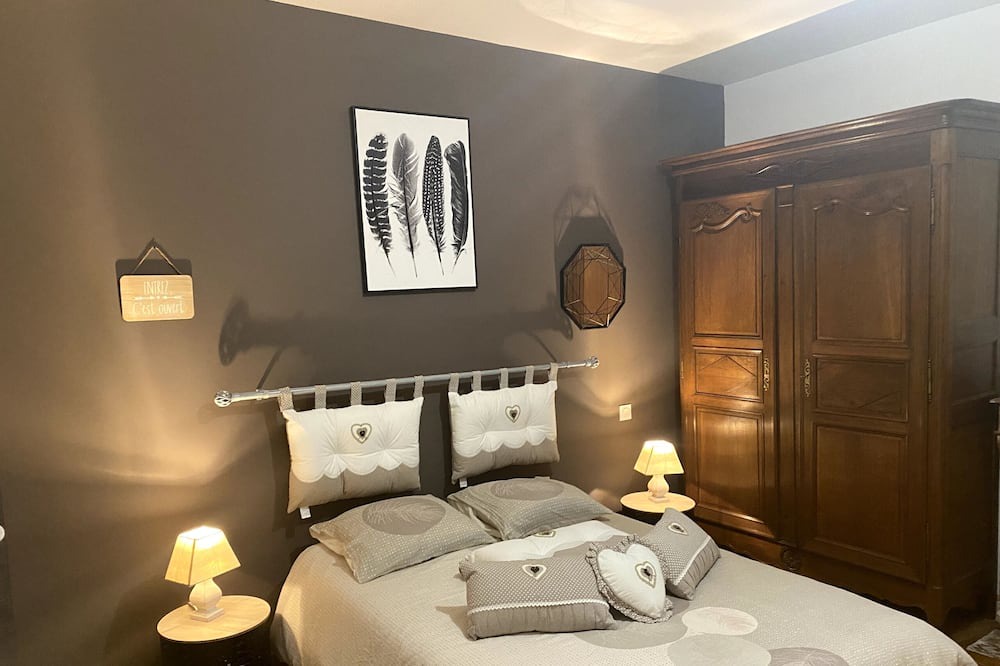 Photo of Bedroom in Les Hautes-Rivieres