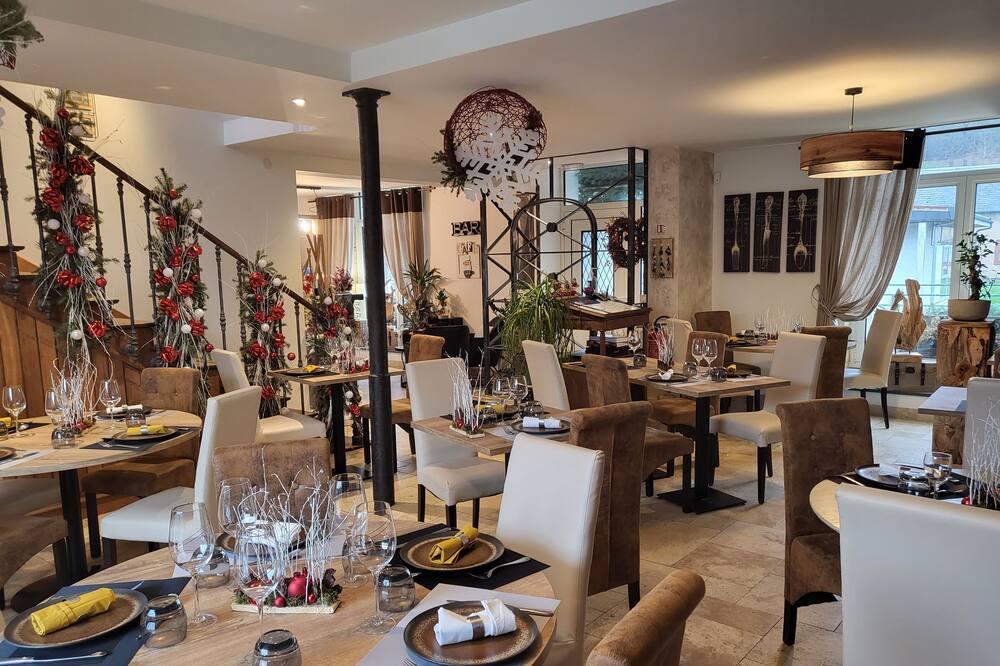 Photo of Others in Les Hautes-Rivieres