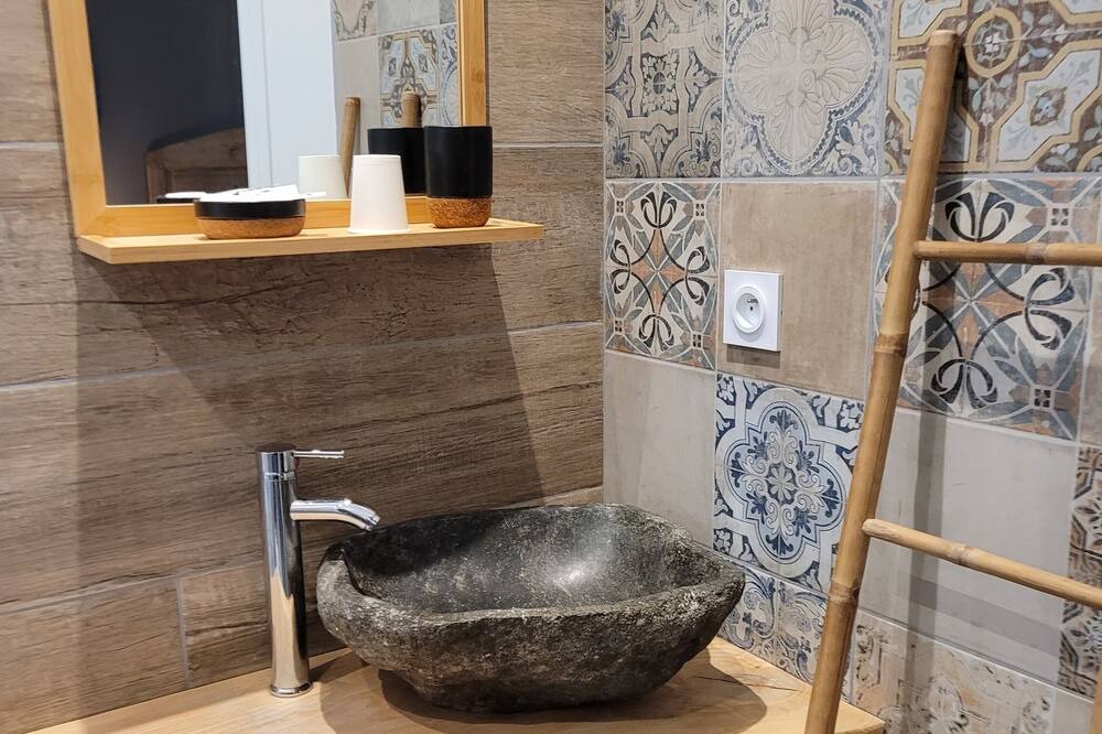 Photo of Bathroom in Les Hautes-Rivieres