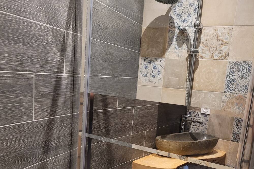 Photo of Bathroom in Les Hautes-Rivieres