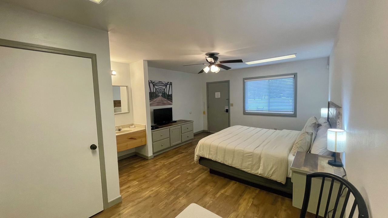 Photo of Bedroom in Greers Ferry