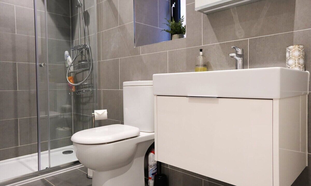 Photo of Others in Ealing Common