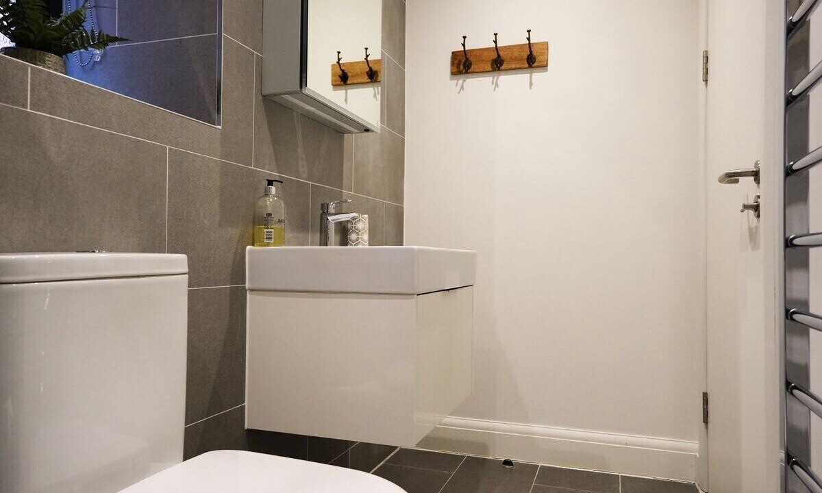 Photo of Others in Ealing Common