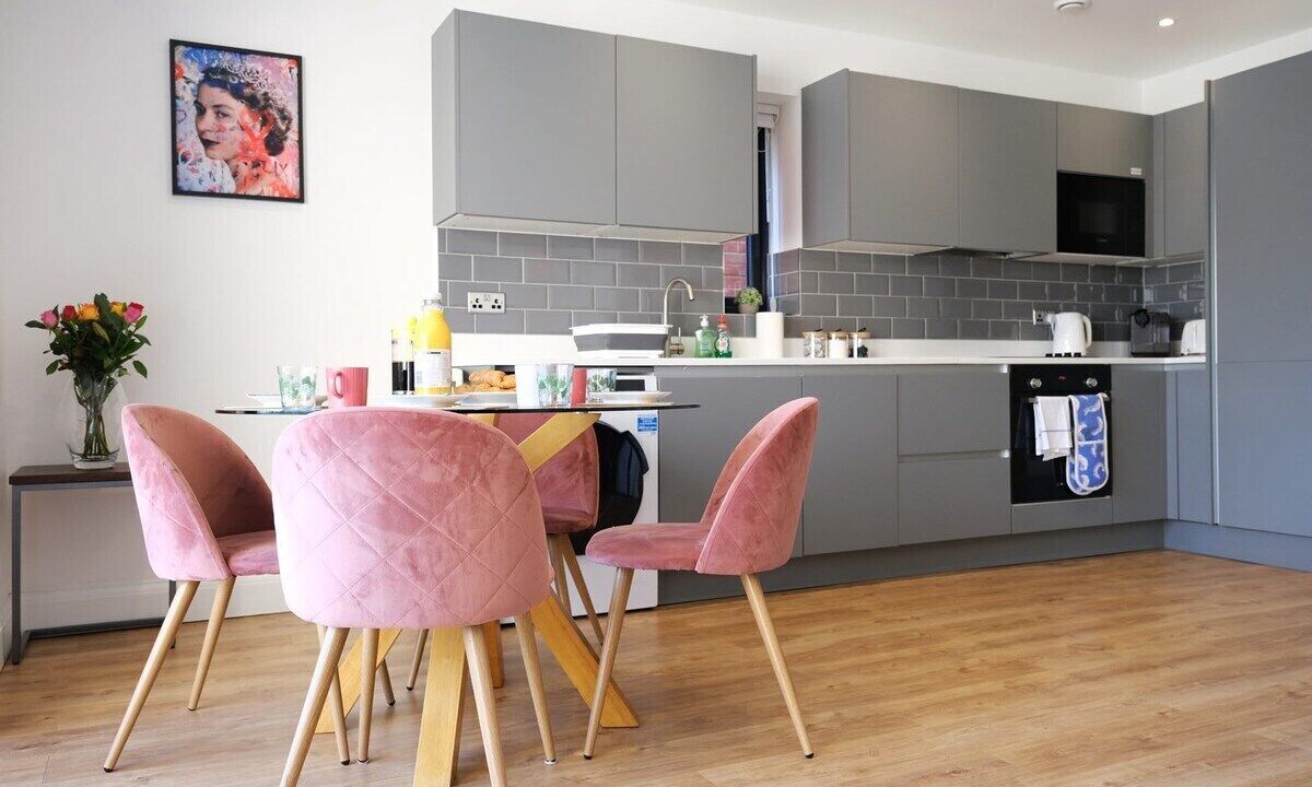 Photo of Others in Ealing Common